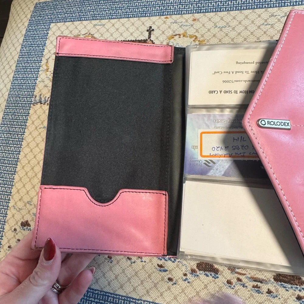 Rolodex stay organized